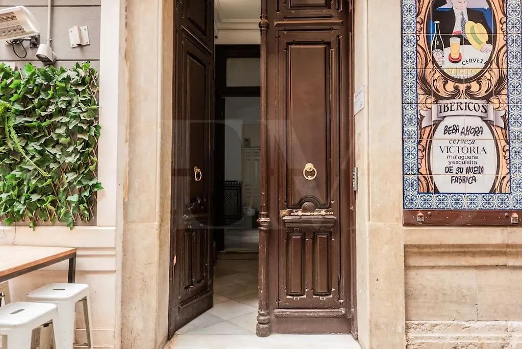 Apartment With Cathedral View & Terrace By Rems Malaga